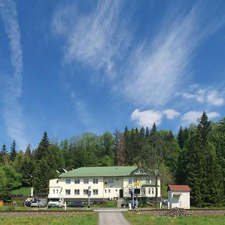 מלון Olivin Kytlice מראה חיצוני תמונה